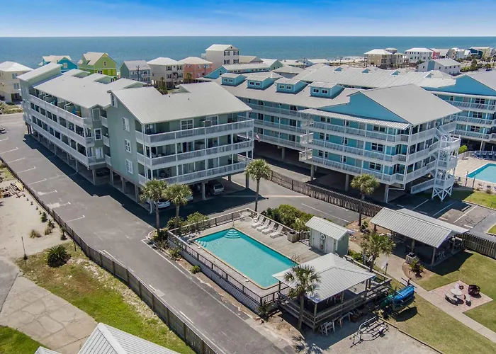 Lagoon Landing 202- Beautifully Decorated With Balcony & Pool Steps To & Lagoon * Gulf Shores